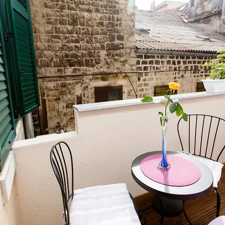 Gostinjska kuća Prior Split